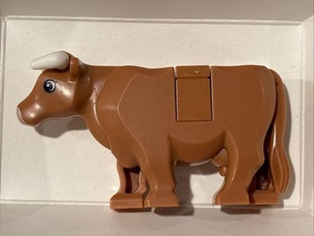 Lego Cow Medium Nougat #64452pb01c03 Set #60346 Barn & Farm Animals